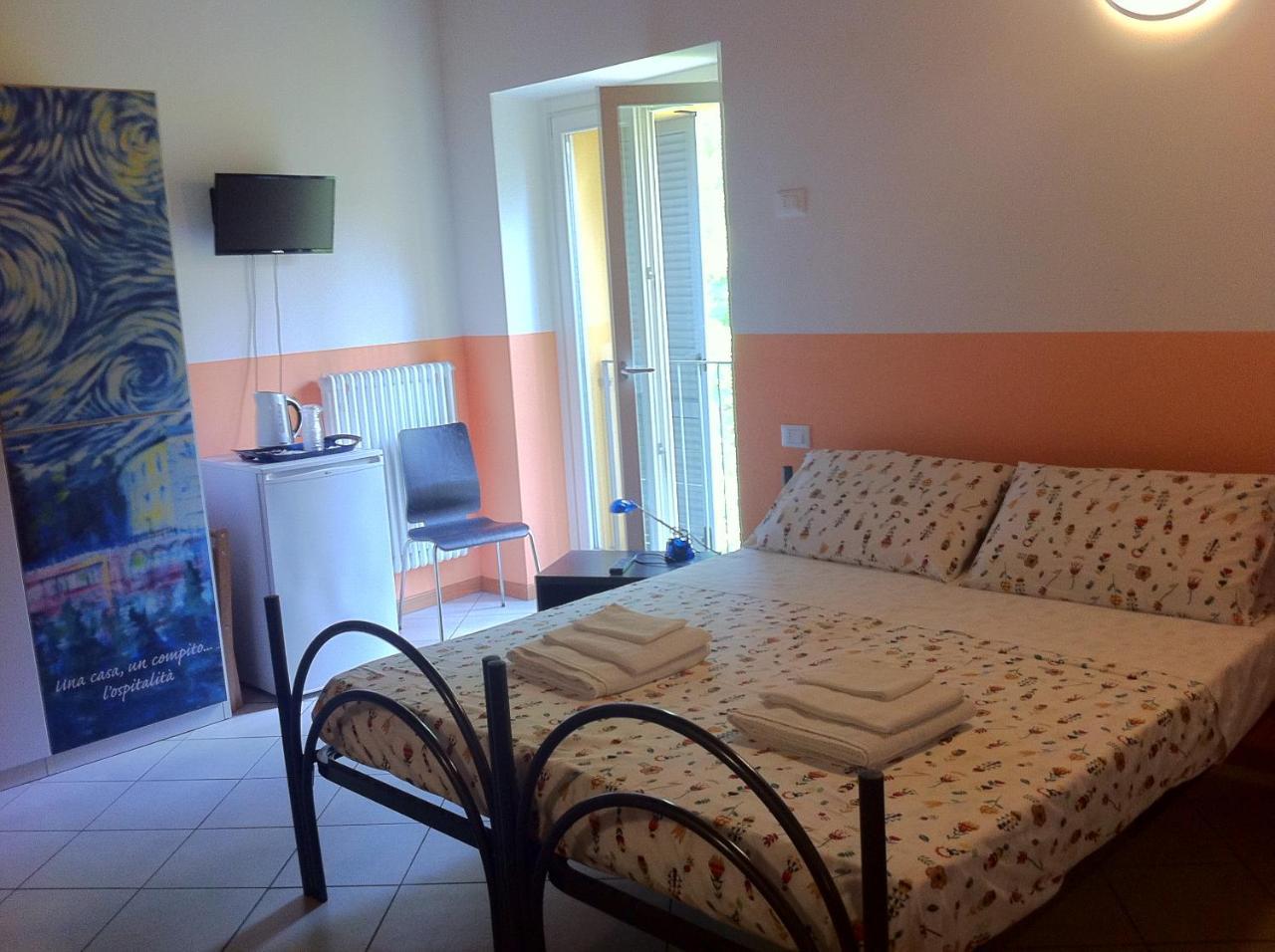 Ostello Residenza Molinatto Oggiono Kültér fotó